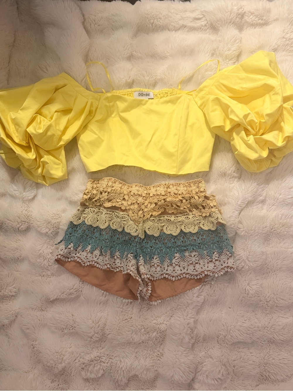 DO+BE Yellow Puff Sleeve Crop Top with Multicolor Lace Skorts